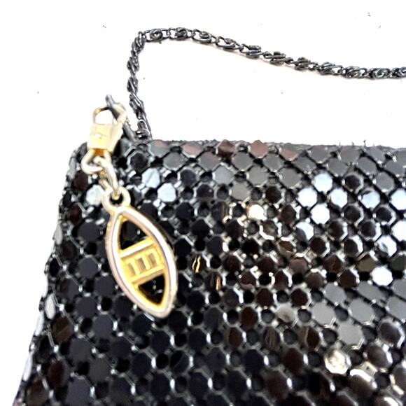 Vintage Black Metal Mesh Purse Evening long chain night out flaw - Picture 2 of 7